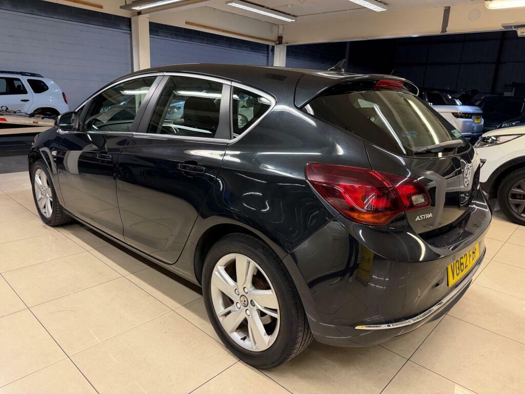 Vauxhall Astra 1.7 Cdti Ecoflex 99G Sri Euro 5 S S Black #4