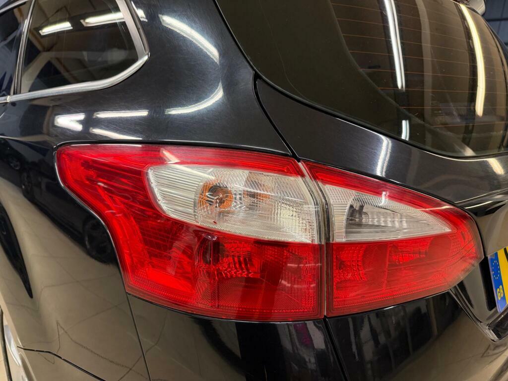 Ford Focus Titanium Silver #10