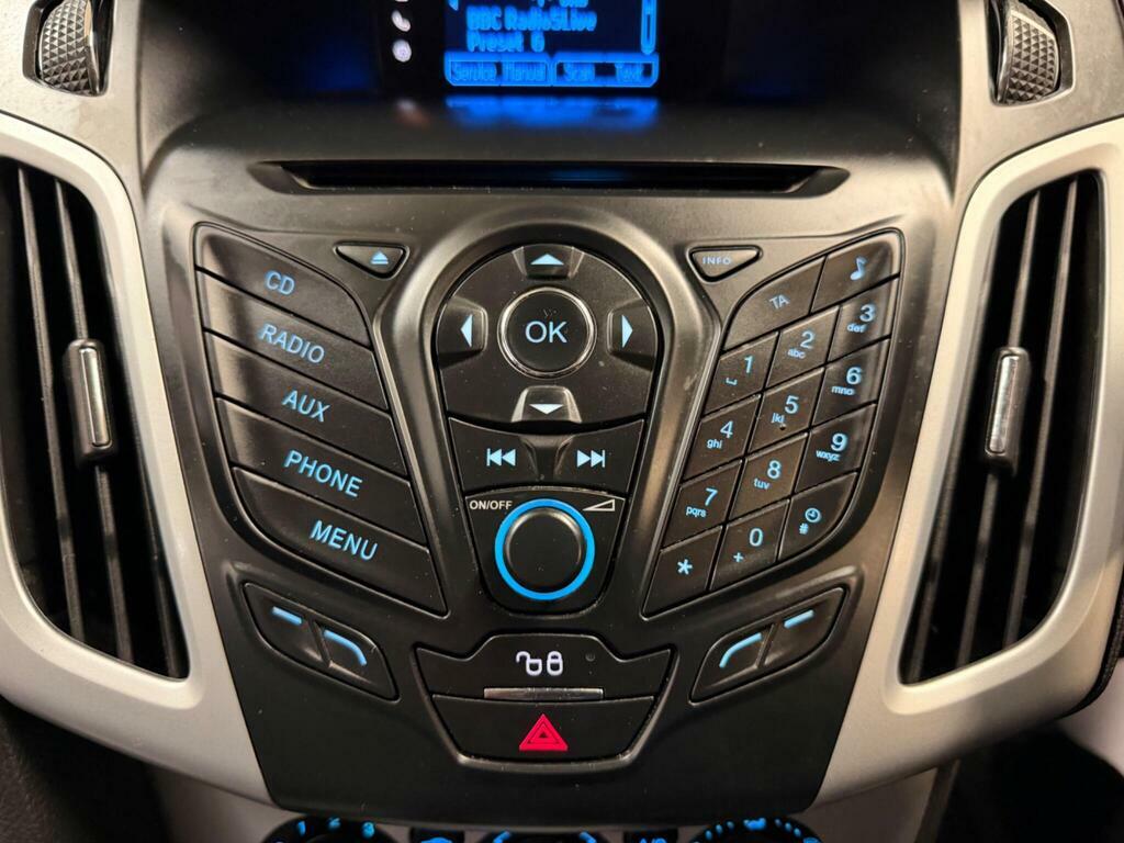 Ford Focus Titanium Silver #24