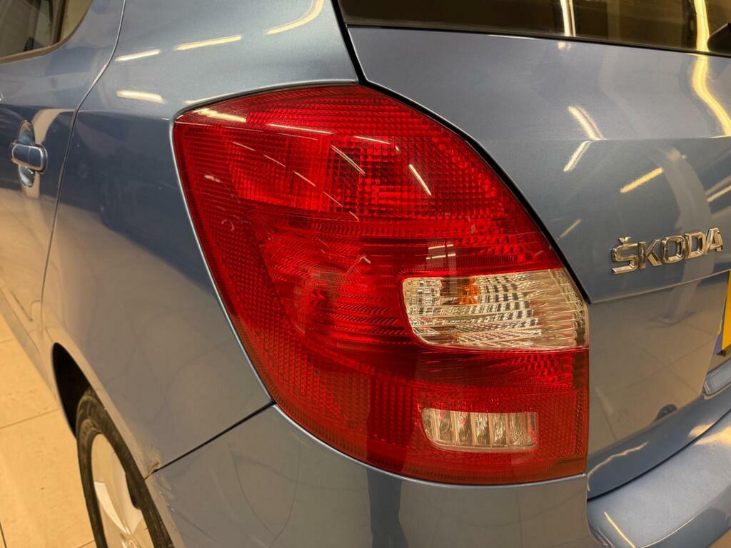 Skoda Fabia Red #11