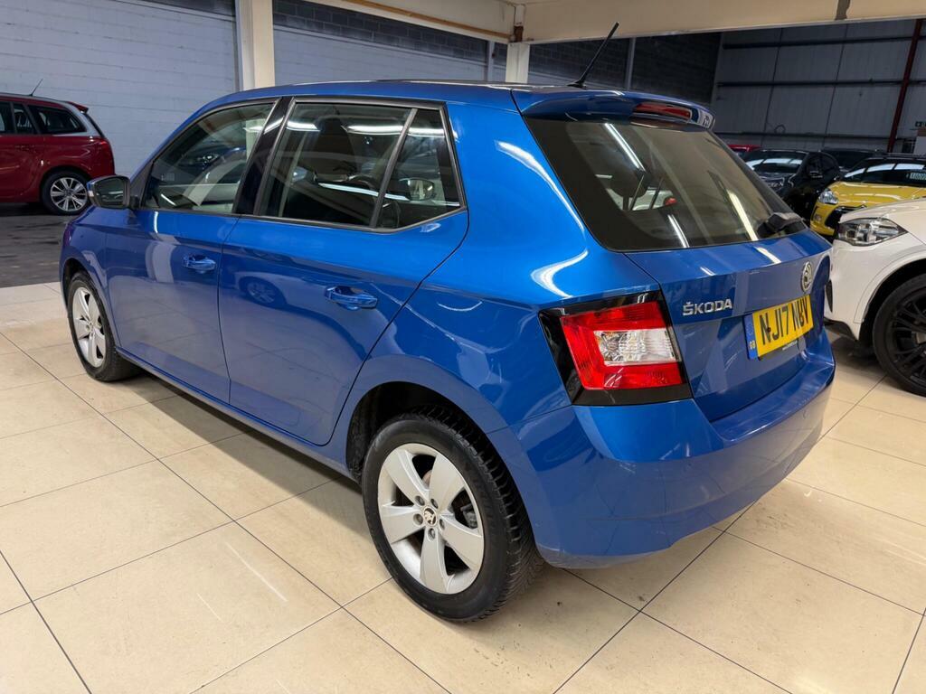 Skoda Fabia 1.0 Mpi Se White #4