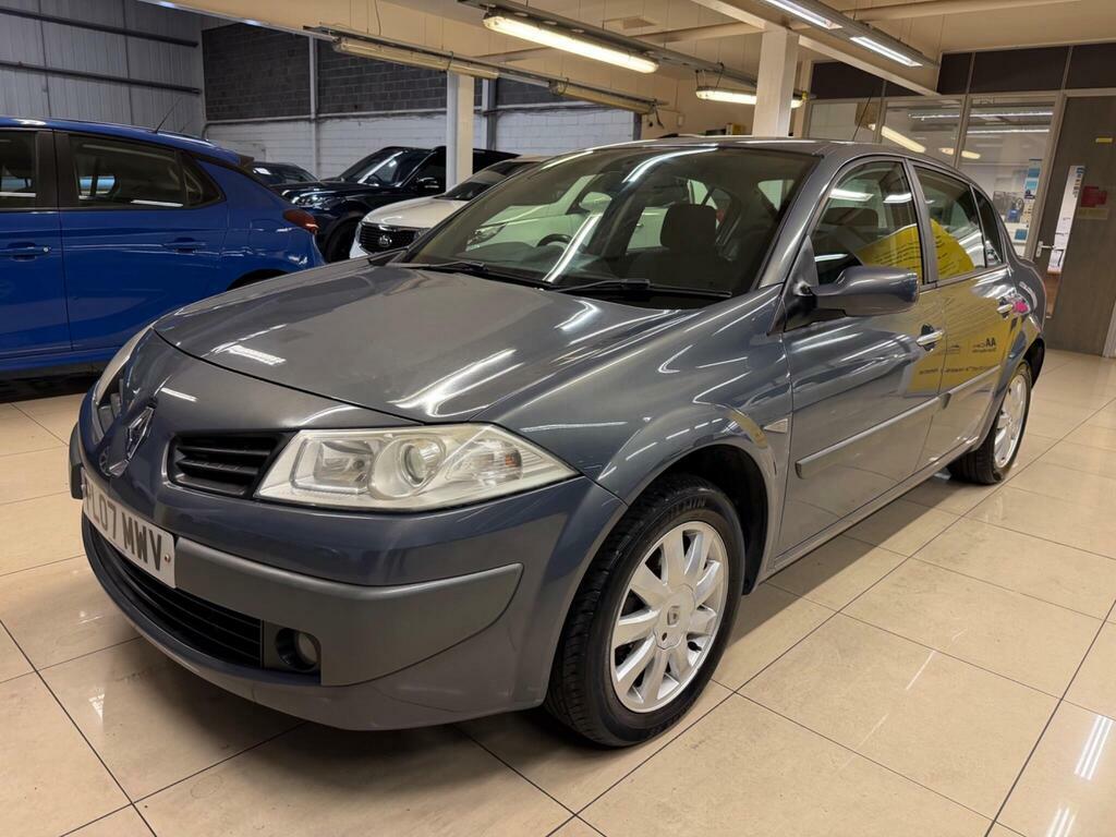 Renault Megane 1.6 Vvt Dynamique Grey #3