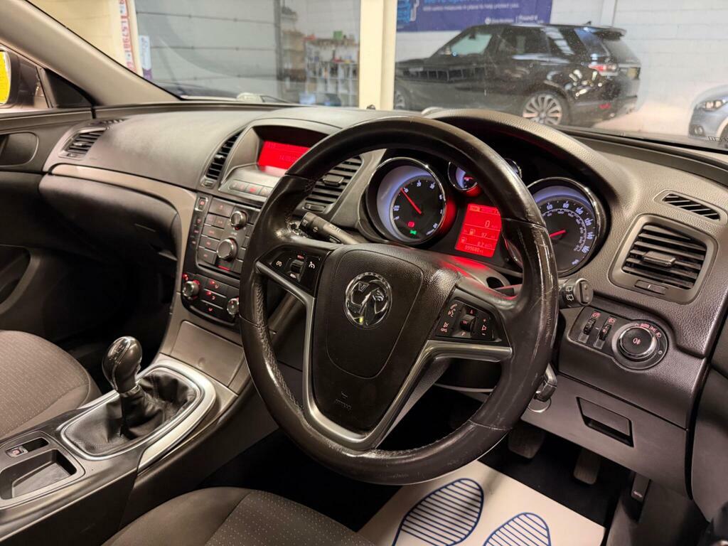 Vauxhall Insignia 2.0 Cdti Ecoflex Sri Red #12