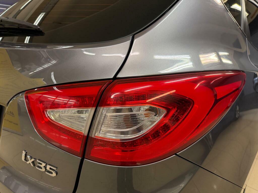 Hyundai Ix35 2.0 Crdi Premium 134 Bhp White #12