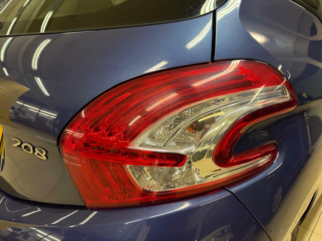 Peugeot 208 208 Active Blue #12