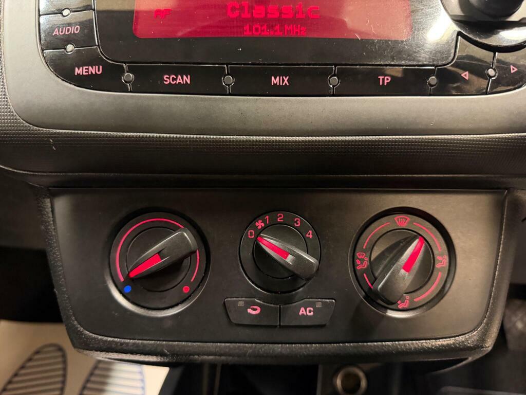 Seat Ibiza 1.4 Good Stuff 85 Bhp White #16