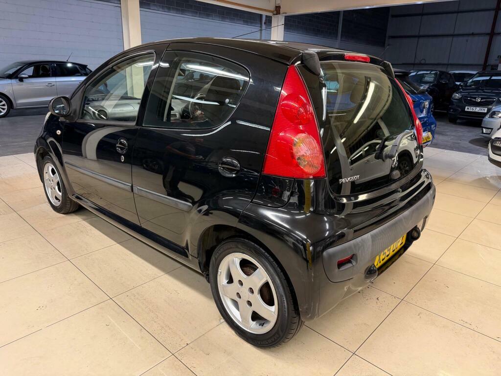 Peugeot 107 1.0 12V Verve Euro 4 Black #4