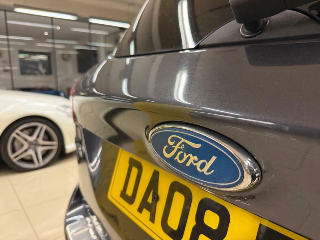 Ford Kuga 2.0Tdci 4X4 Zetec Station Silver #7