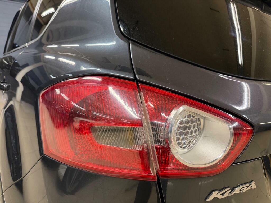 Ford Kuga 2.0Tdci 4X4 Zetec Station Silver #11