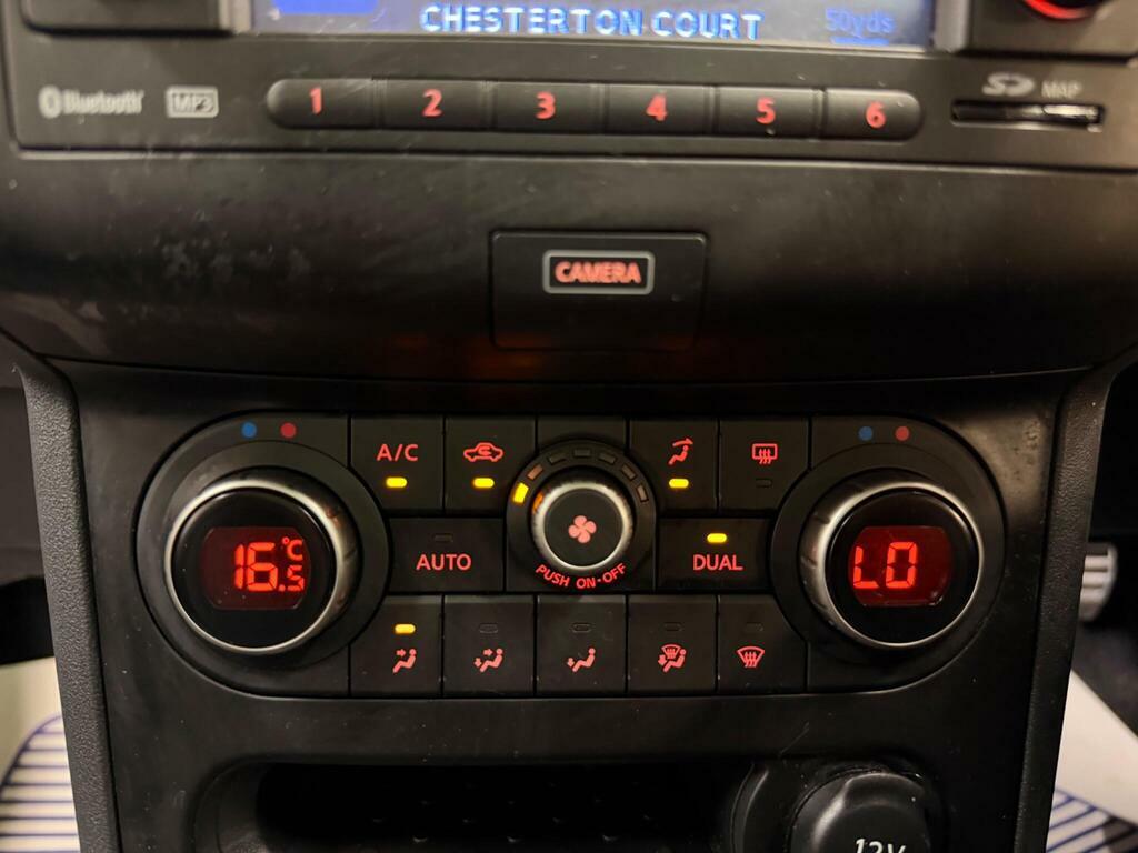 Nissan Qashqai Hatchback Red #23