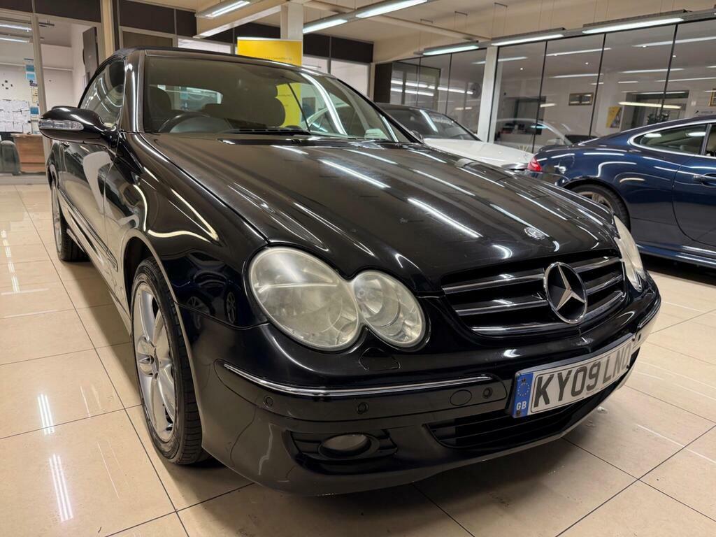 Mercedes-Benz CLK Silver #8