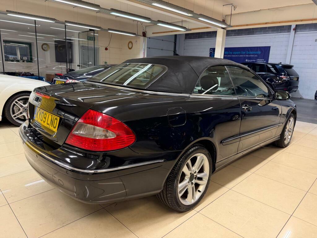 Mercedes-Benz CLK Silver #11