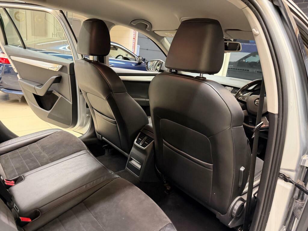 Skoda Octavia 1.6 Tdi Se Grey #15