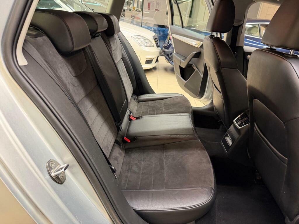 Skoda Octavia 1.6 Tdi Se Grey #16