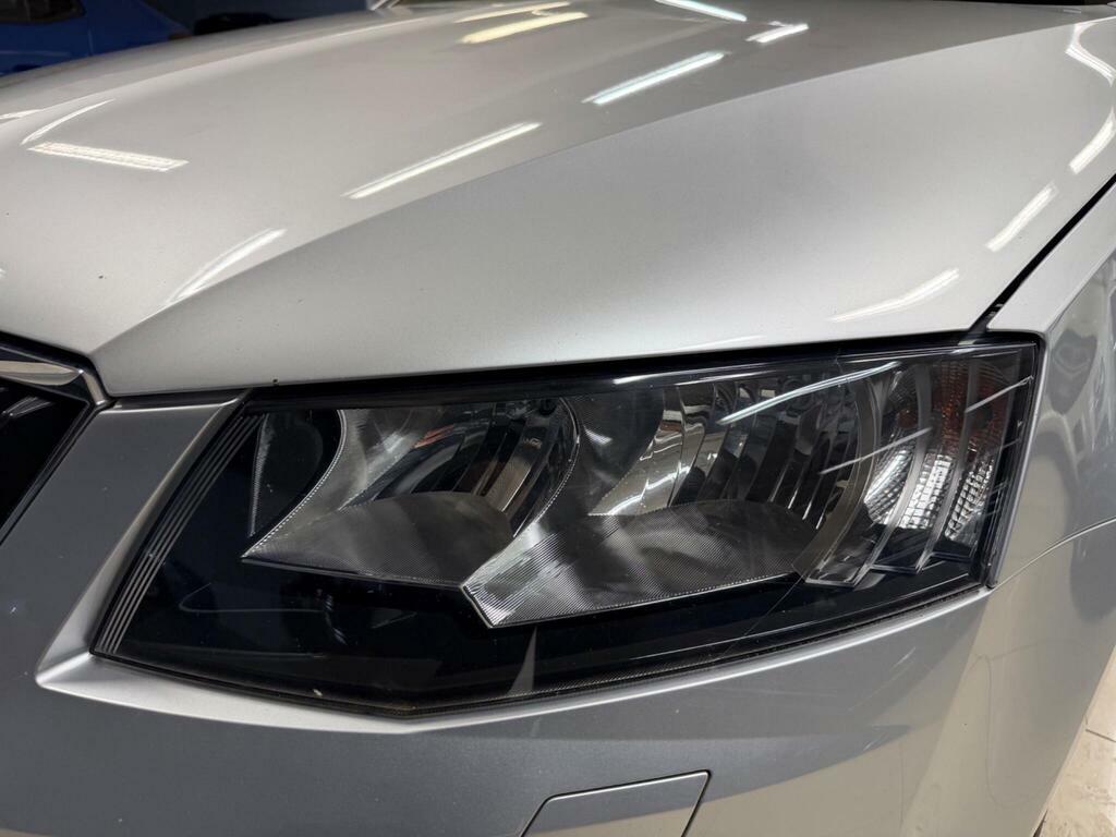 Skoda Octavia 1.6 Tdi Se Grey #8
