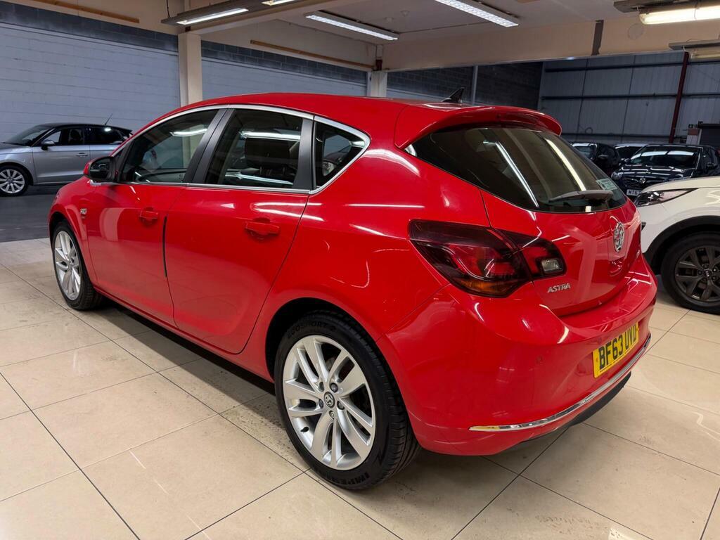 Vauxhall Astra 1.7 Cdti Ecoflex Sri Euro 5 Red #4