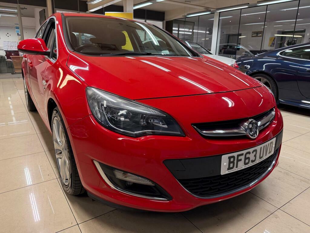 Vauxhall Astra 1.7 Cdti Ecoflex Sri Euro 5 Red