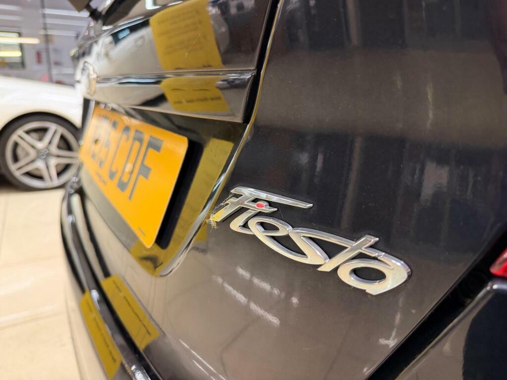 Ford Fiesta 1.5 Tdci Zetec Euro 5 Black #5