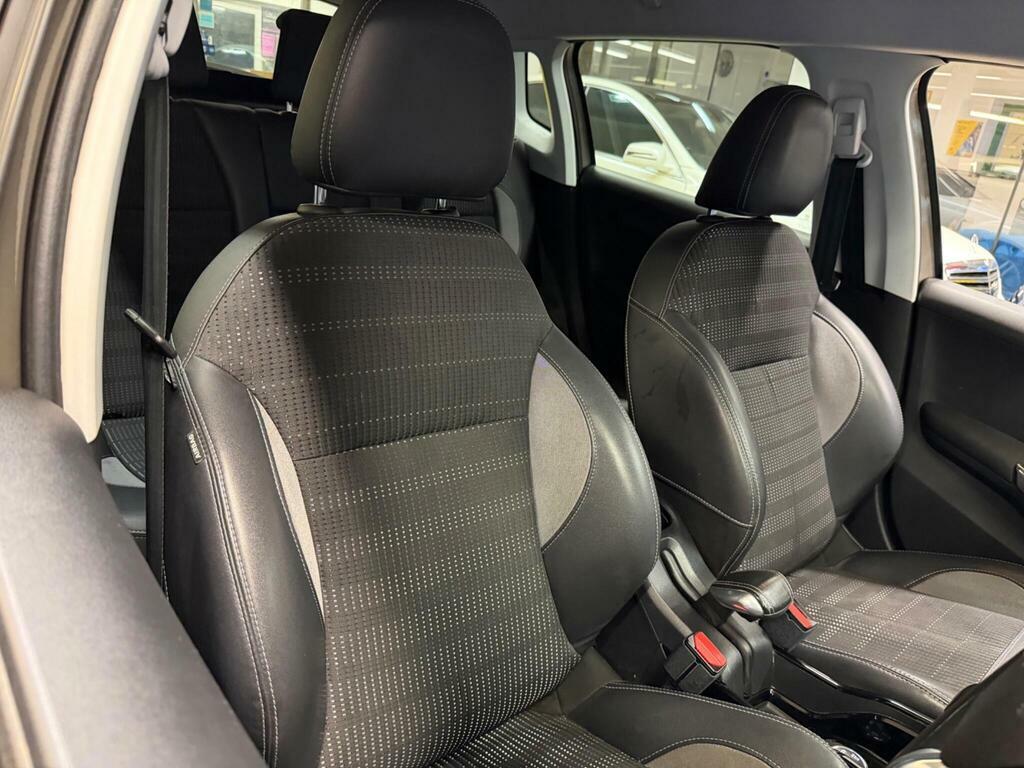 Peugeot 2008 2015 65 Pure White #15