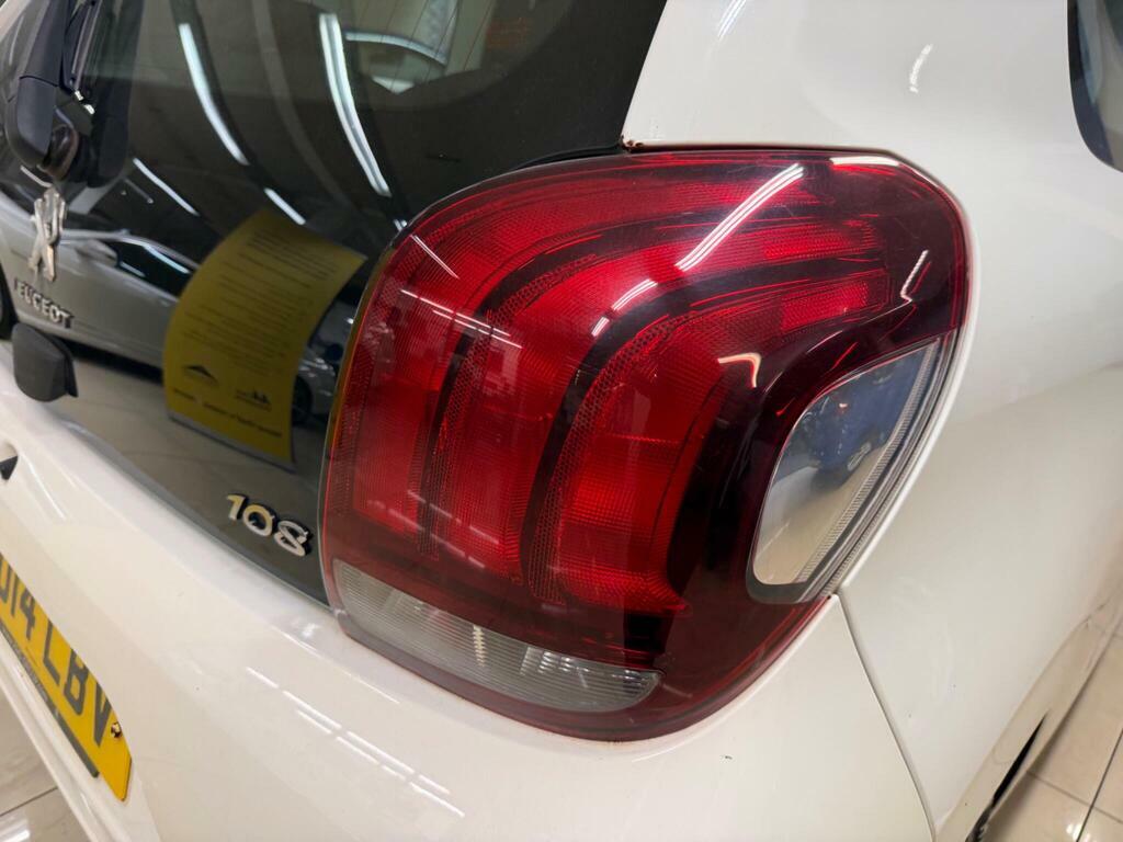 Peugeot 108 1.0 Active Top 68 Bhp White #11
