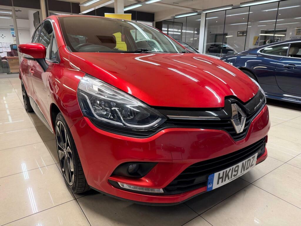 Renault Clio 0.9 Tce Iconic Euro 6 S S Red