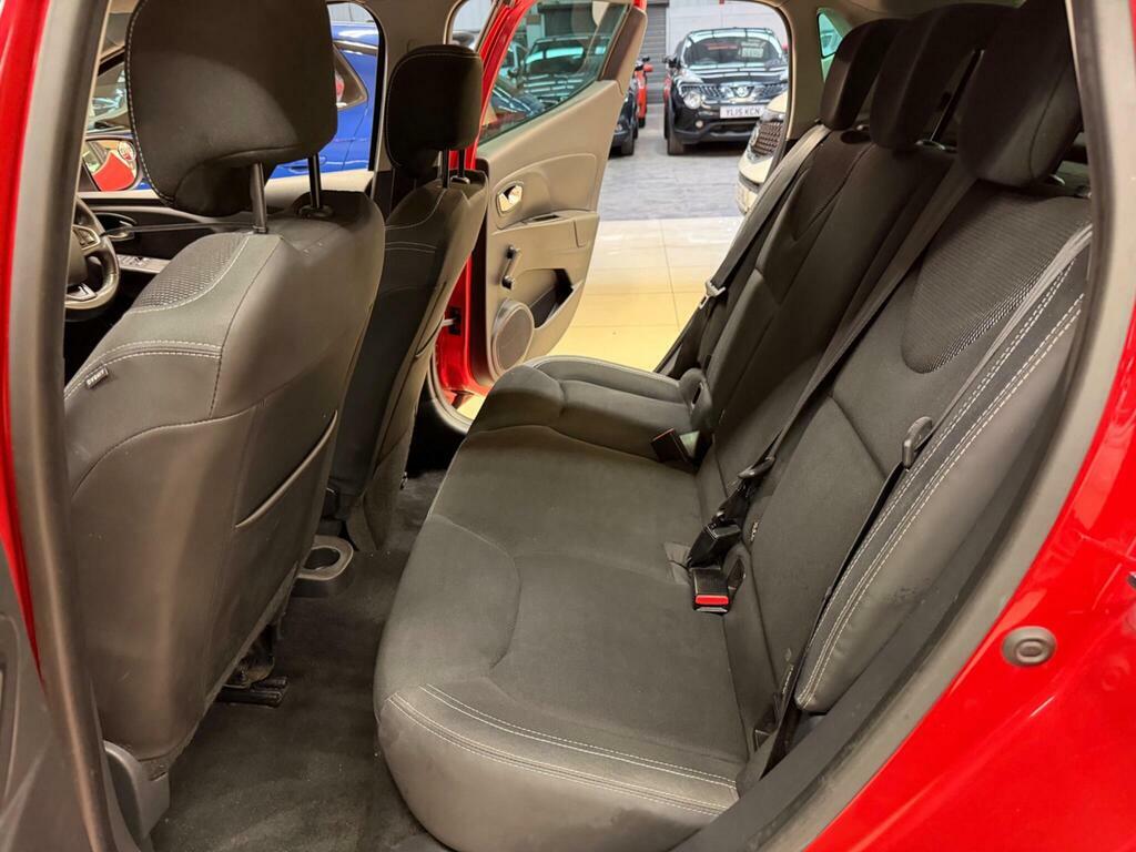 Renault Clio Renault Clio 0.9 Tce 90 Iconic Red #13
