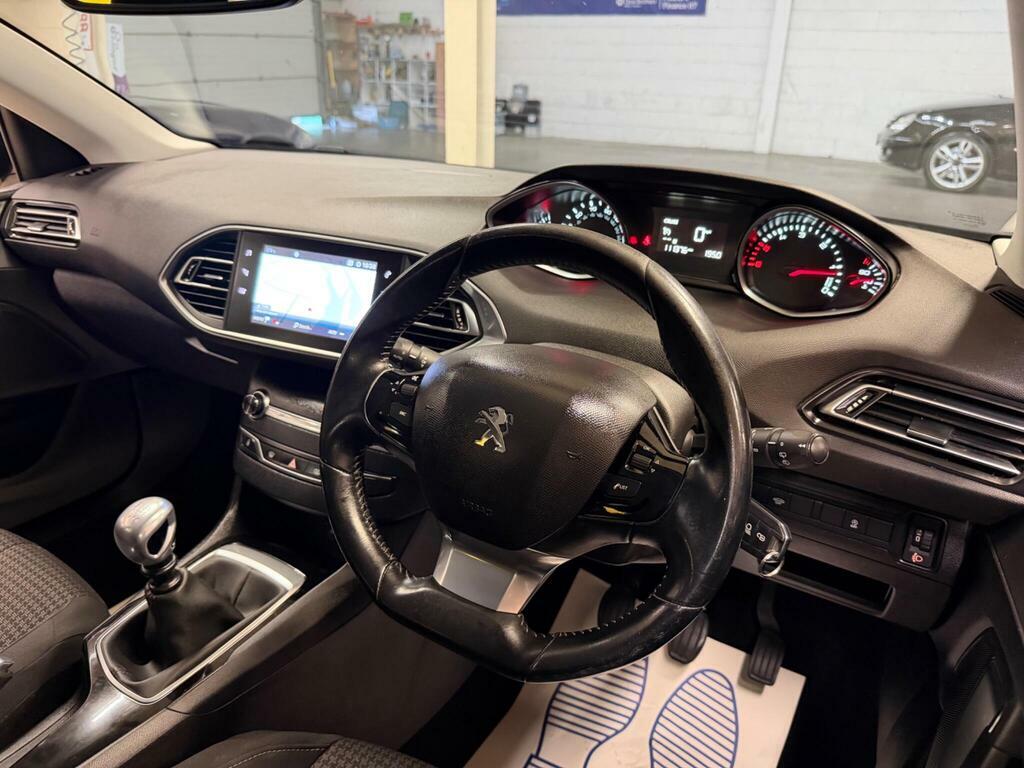 Peugeot 308 SW Active Grey #11