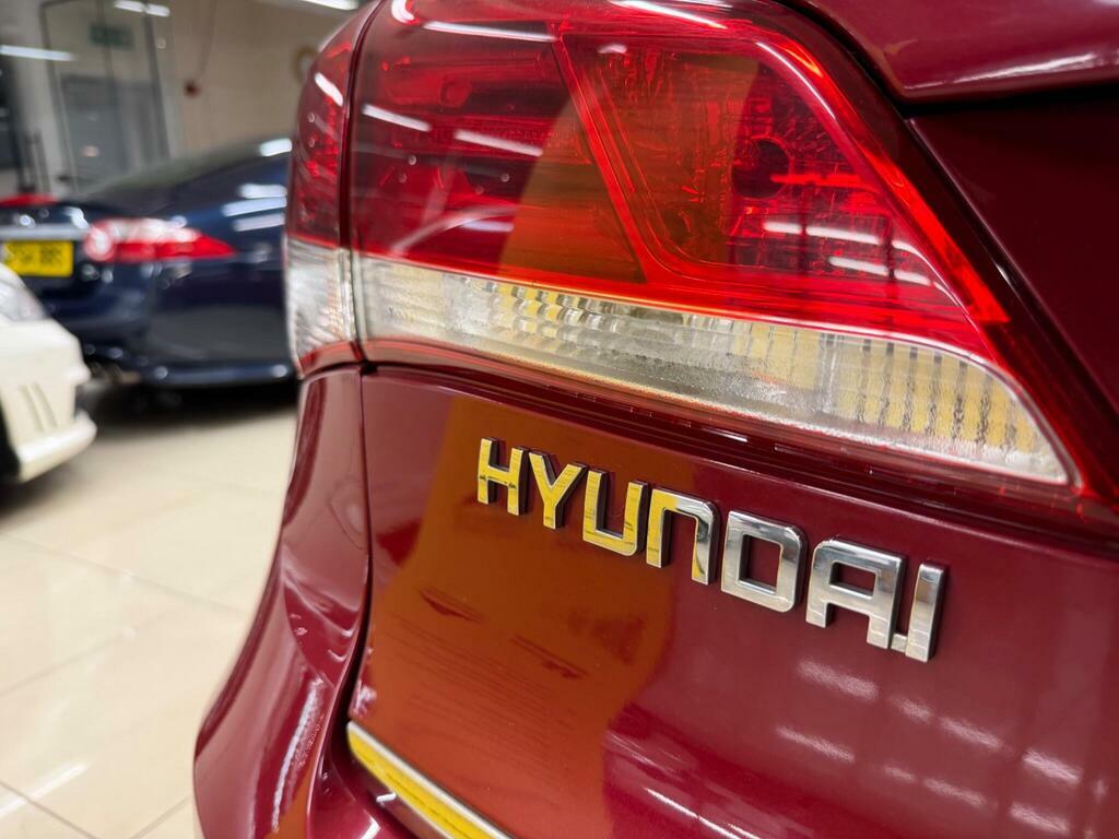 Hyundai I40 1.7 Premium Blue Drive Black #9