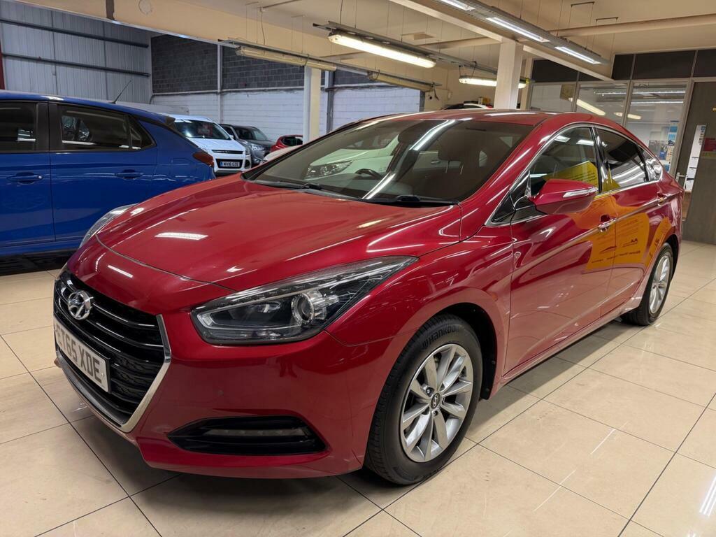 Hyundai I40 1.7 Crdi Blue Drive Se Nav Euro 6 S S Red #3