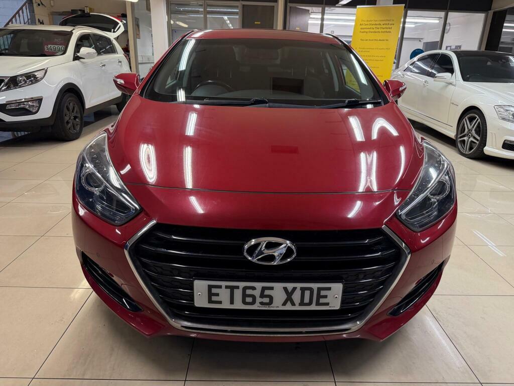 Hyundai I40 1.7 Crdi Blue Drive Se Nav Euro 6 S S Red #2