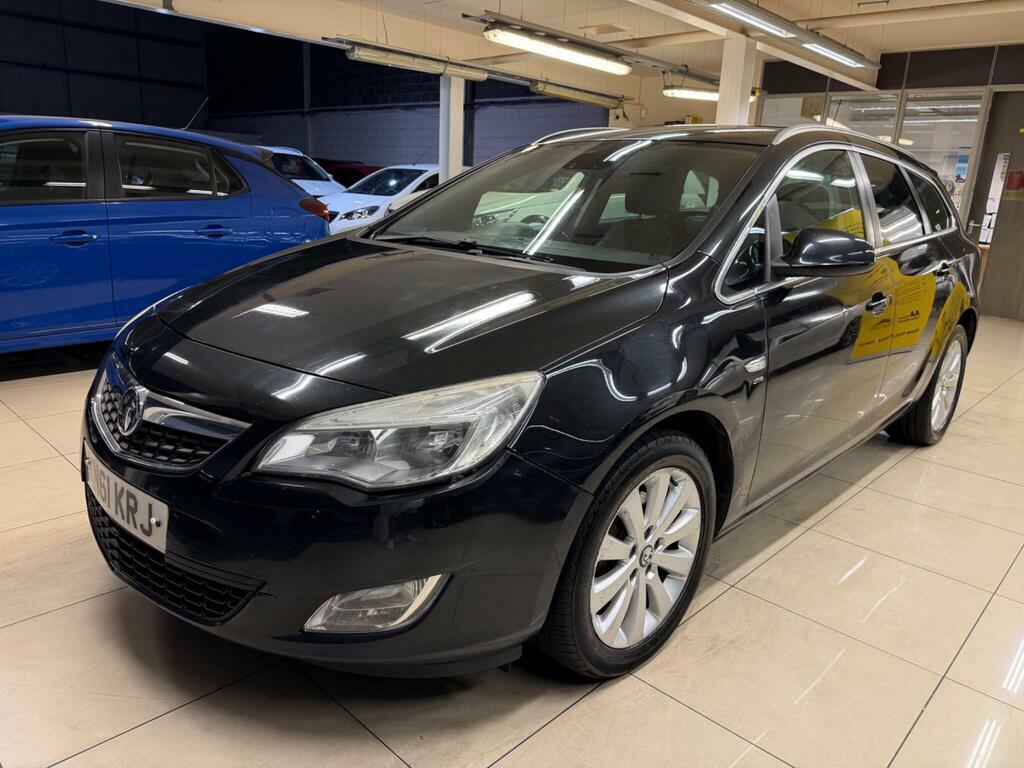 Vauxhall Astra 1.7 Cdti Ecoflex Se Sports Tourer Euro 5 Black #3