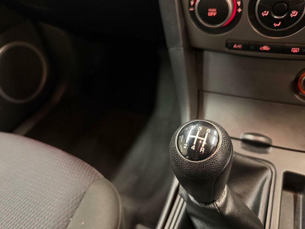 Mazda 3 1.4 Ts Silver #21