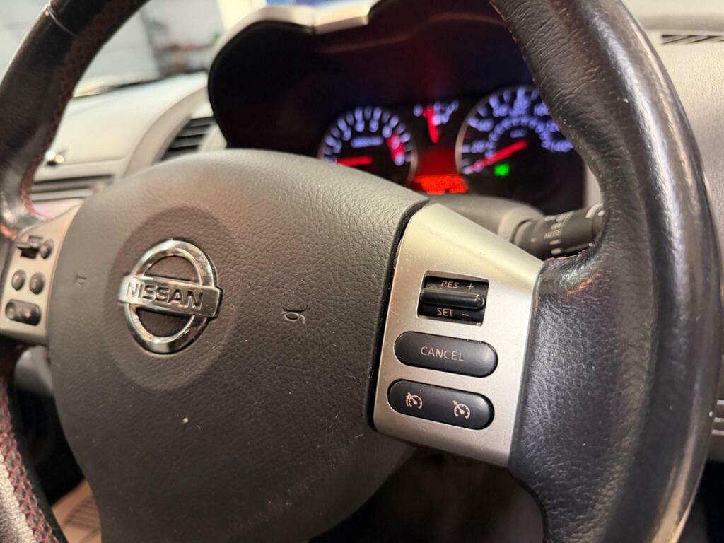 Nissan Note 1.4 N-tec Red #22