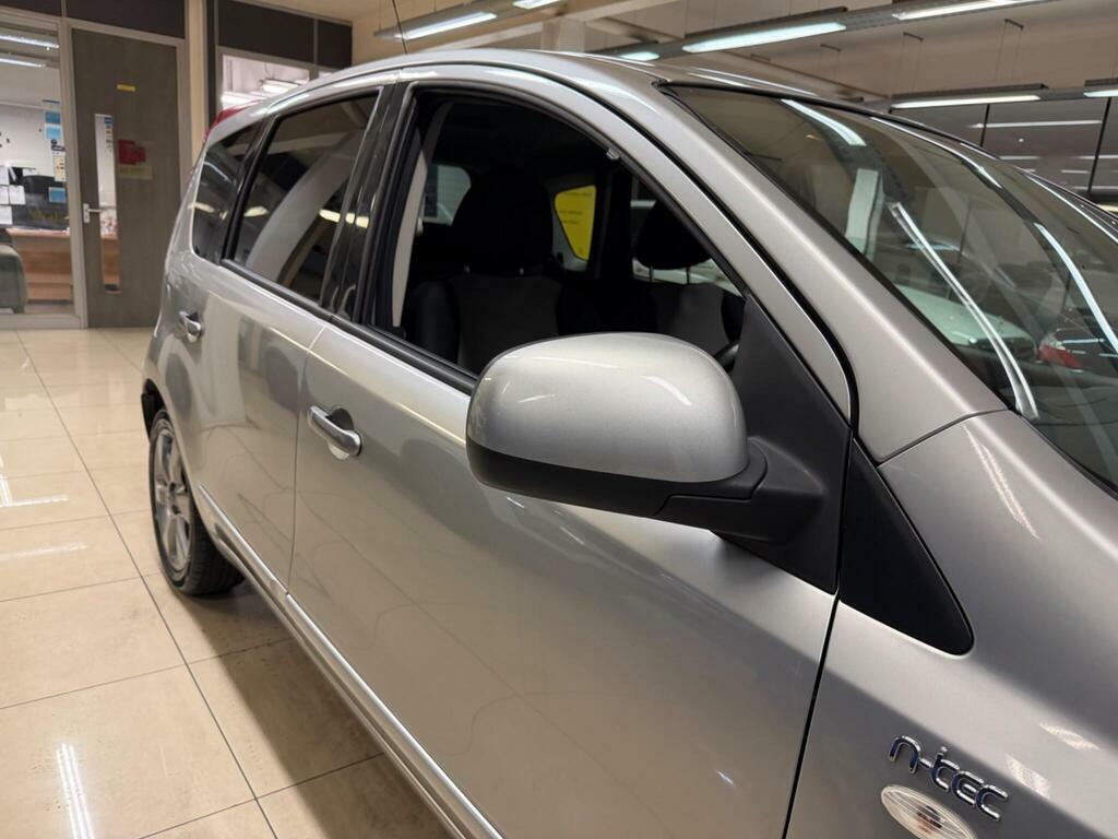 Nissan Note 1.4 N-tec Red #11