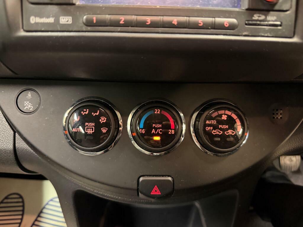 Nissan Note 1.4 N-tec Red #21