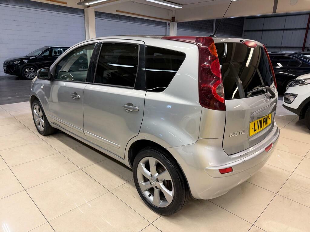 Nissan Note 1.4 16V N-tec Euro 5 Silver #4