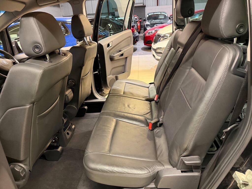 Vauxhall Zafira Life Silver #15