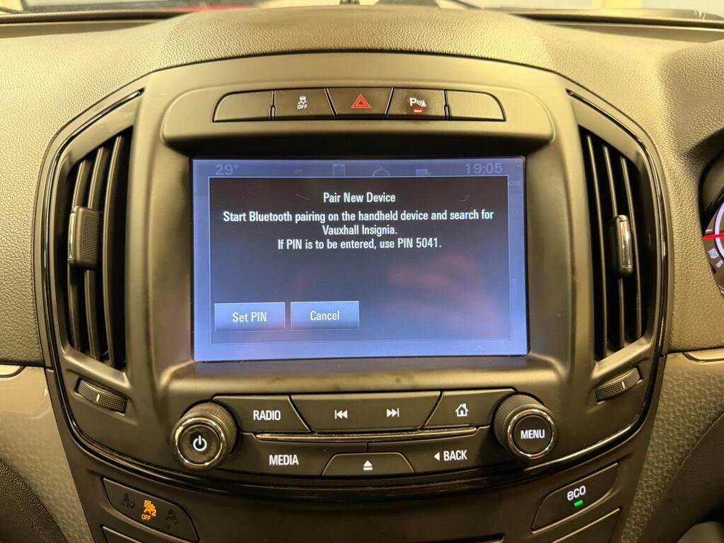 Vauxhall Insignia 1.6 Turbo D Ecotec Design Nav Gransport Black #27