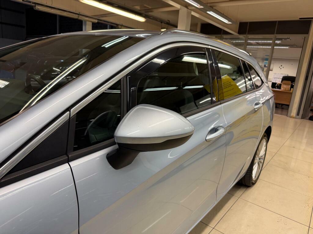 Vauxhall Astra 1.4I Turbo Sri Euro 6 Silver #16