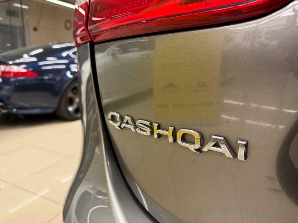 Nissan Qashqai Dci Tekna Red #7