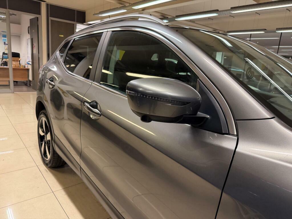 Nissan Qashqai Dci Tekna Red #12