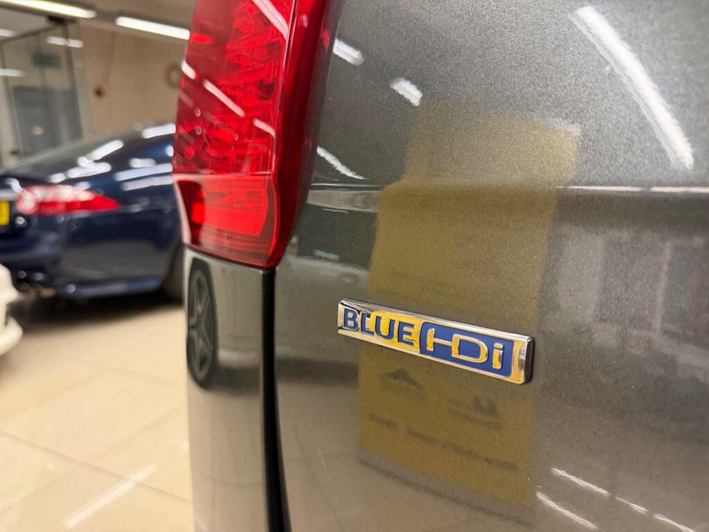 Peugeot 5008 5008 Active Bluehdi Ss Grey #9