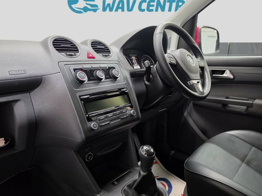 Volkswagen Caddy Maxi Life 2L Null Red #17