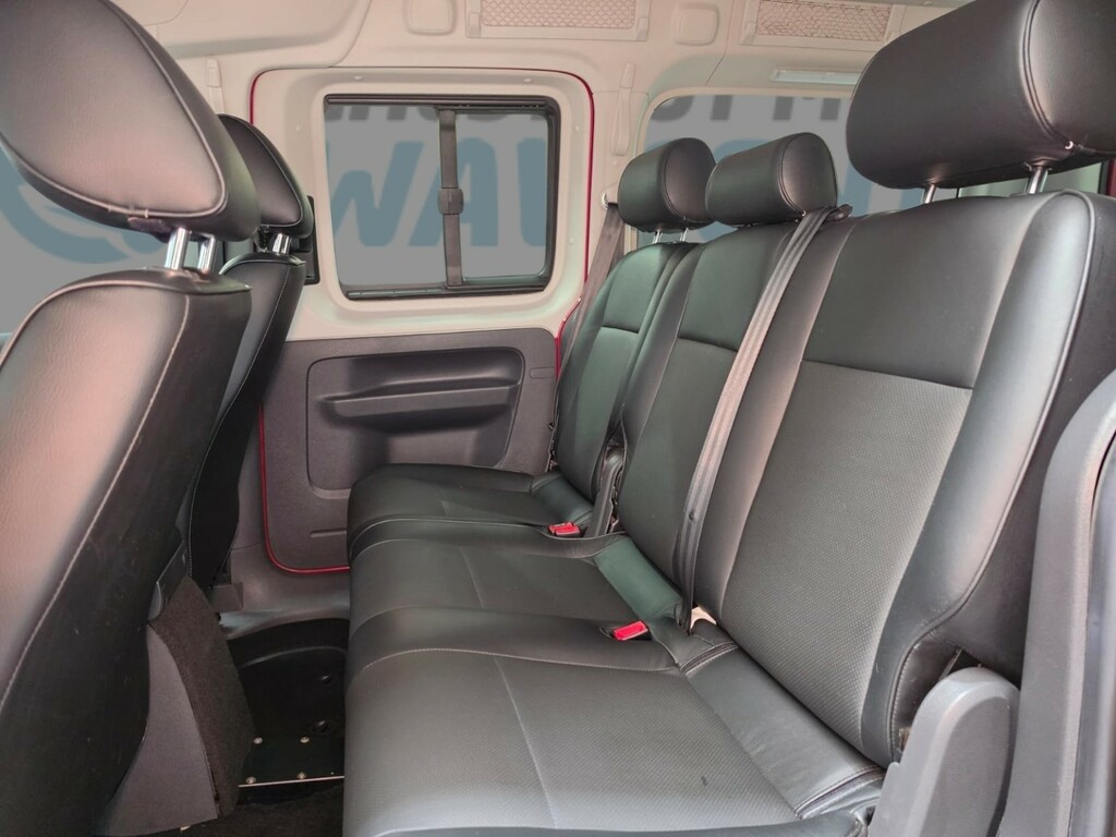 Volkswagen Caddy Maxi Life 2L Null Red #24