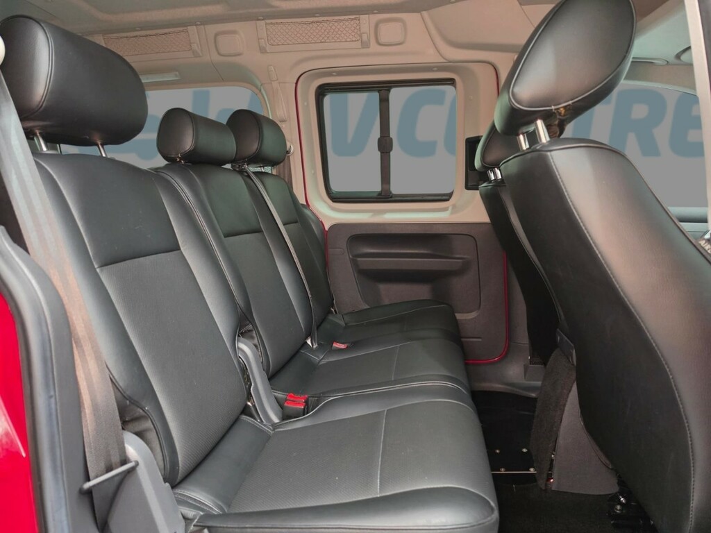 Volkswagen Caddy Maxi Life 2L Null Red #23