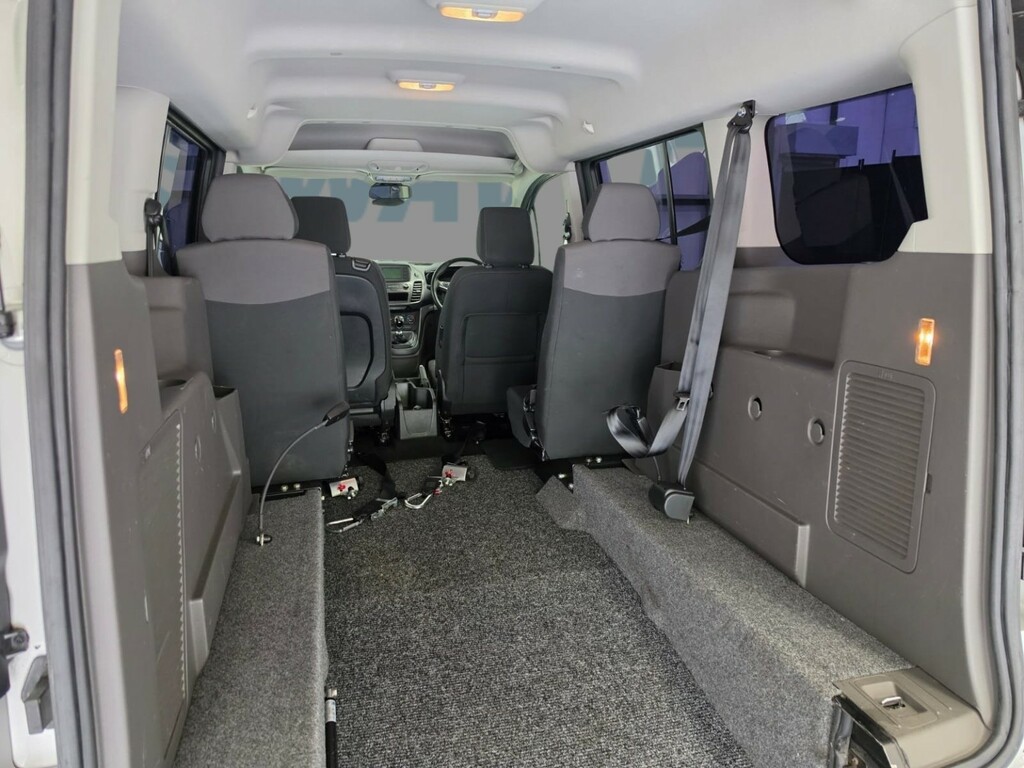 Ford Grand Tourneo Connect Grand Tourneo Wav Wheelchair Access 1.5 4 S Silver #4