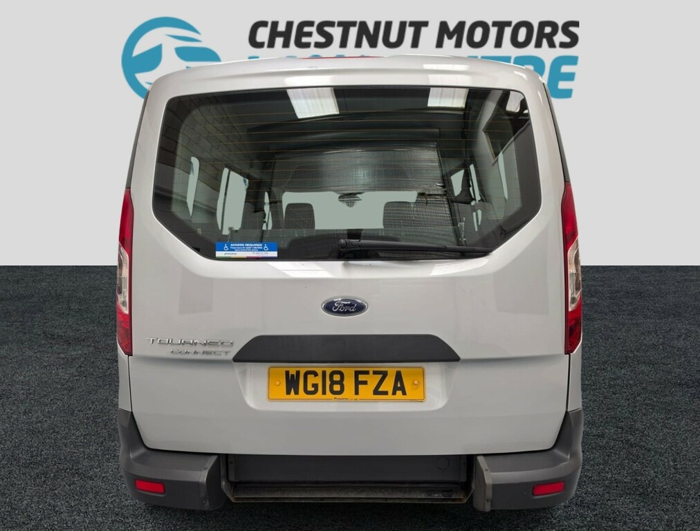 Ford Grand Tourneo Connect 1.5 Ecoblue 120 Titanium Powershift Red #7