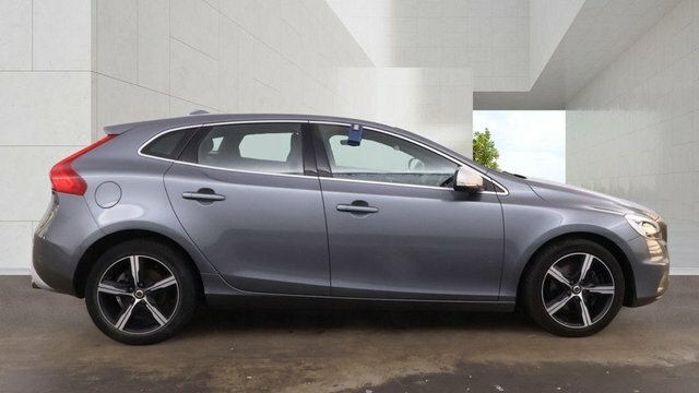 Volvo V40 2018 2.0 T2 Gpf R-design Hatchback Manu Grey #3