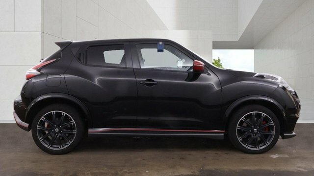 Nissan Juke 2017 1.6 Dig-t Nismo Rs Suv Euro Black #3