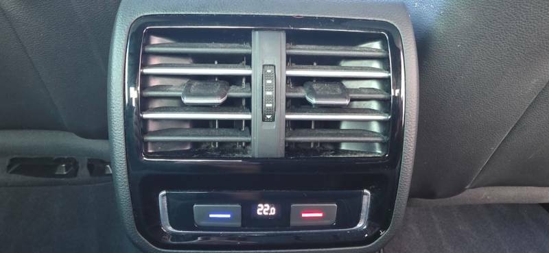 Volkswagen Passat 1.4 Se Business Tsi Dsg 148 Bhp Blue #11